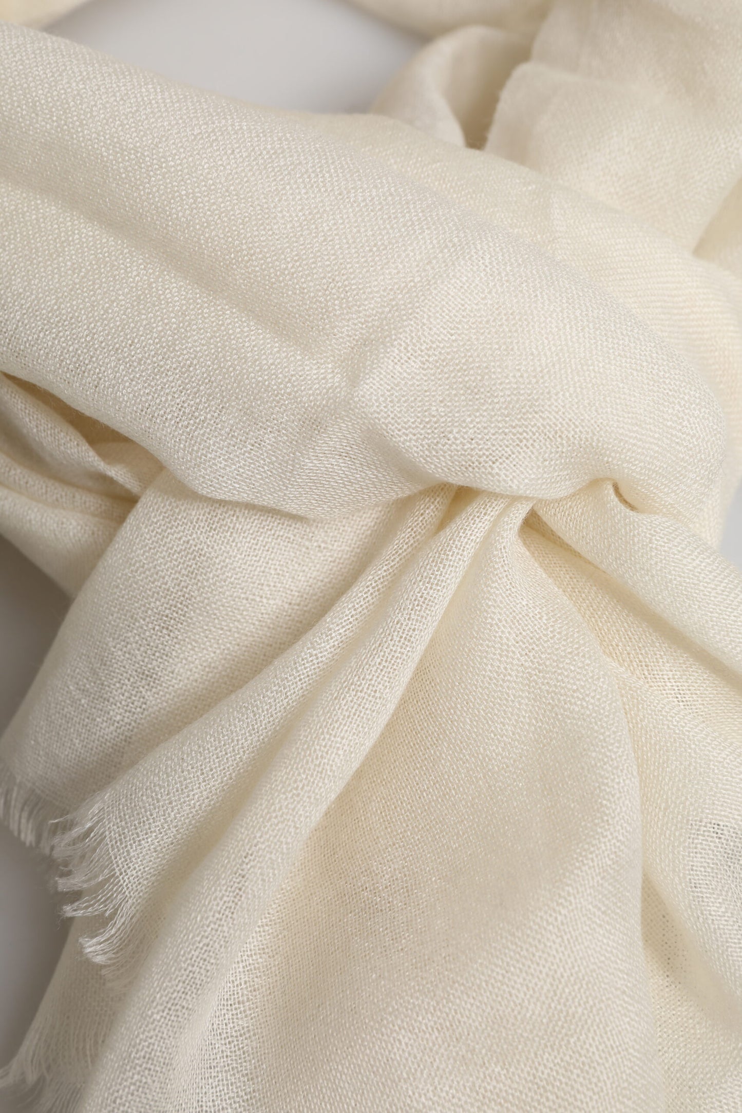 Dolce & Gabbana White Cashmere Neck Warmer Wrap Shawl Scarf