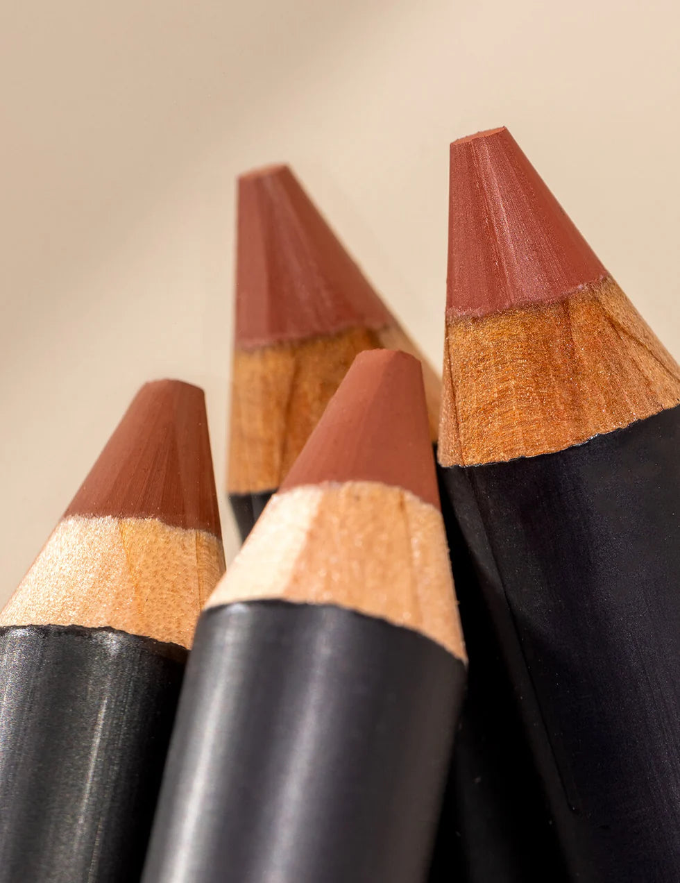 INIKA Organic Lipstick Crayon COLOUR  Deep Plum