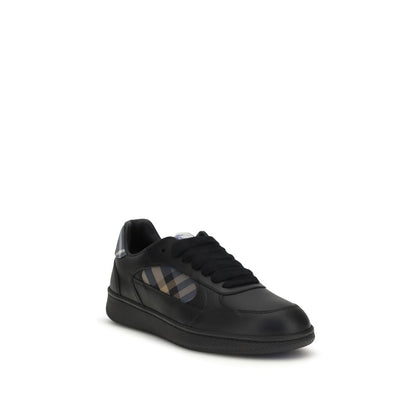 Burberry Black Calf Leather Bos Taurus Low Top Sneakers