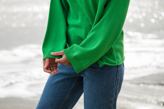 Women's V-Neck Jumper