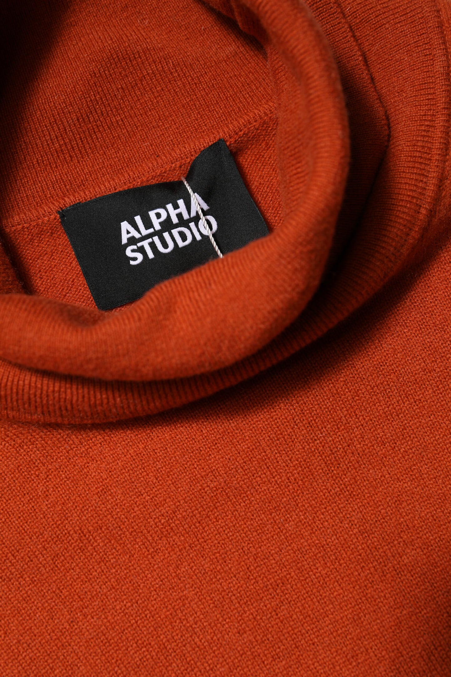 Alpha Studio Dark Orange Long Sleeves Turtleneck Sweater